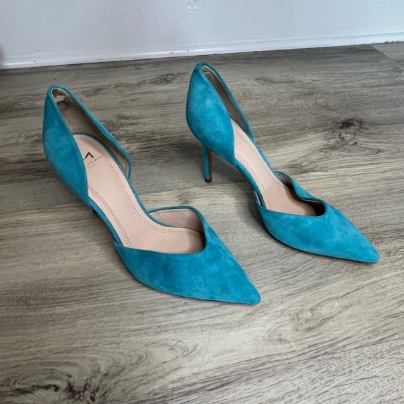 Marc Fisher Tammy Dorsay Pump Blue Pointed Toe 3.5 In Stiletto Heel Size 7 M - Picture 2 of 12